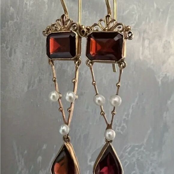 💛 NEW Antique Style Elegant Gold and Amber & Pearl Dangle Earrings 💛 - Picture 2 of 5